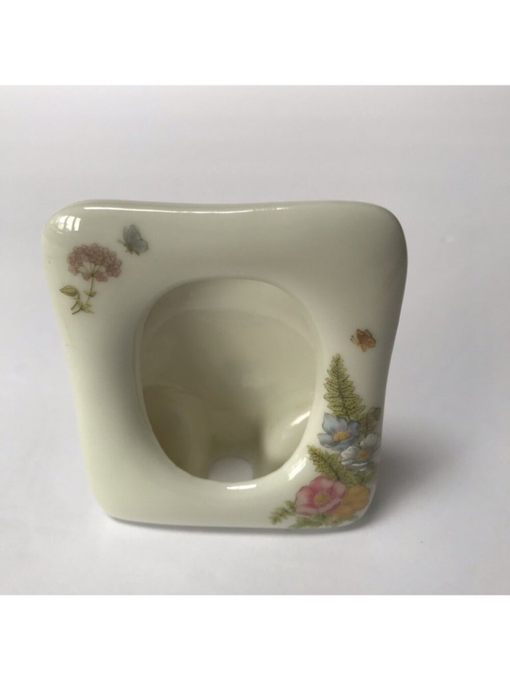 Vintage Mini Picture Frame Floral Fairy Cottage Porcelain Ceramic White Tabletop - Picture 3 of 16